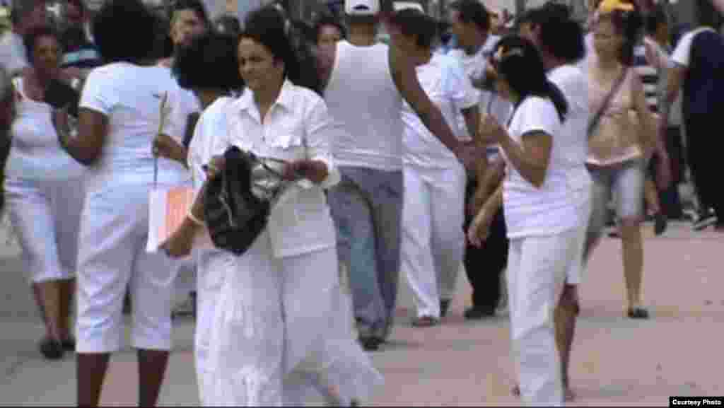 Damas de Blanco en Colón. Foto: @ivanlibre