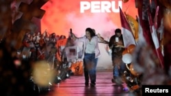 La candidata presidencial peruana Fujimori durante el cierre de campaña en Lima. Reuters.