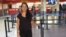 Luz Escobar en el Aeropuerto Internacional José Martí de La Habana. (Tomado de @Luz_Cuba).