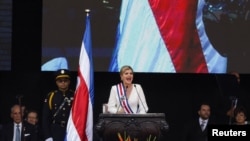 Laura Fernández asume el cargo de presidenta de Costa Rica.