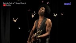 El músico Alex Cuba comparte los éxitos de su carrera