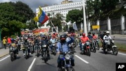 Simpatizantes del gobierno en las calles de Caracas.