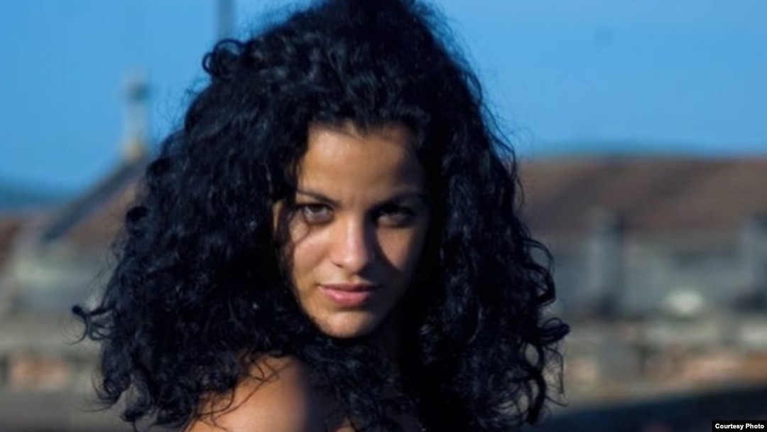 Campaña busca ayuda para joven actriz cubana.
