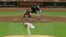 El cubano Yunel Escobar pegó un doble contra los Cardenales de San Luis.