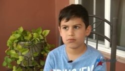 Niño cubano que pidió ayuda a la Casa Blanca llega a Florida a cumplir un sueño