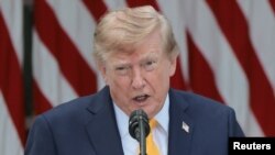 Trump lanza el "Día D económico" contra Irán