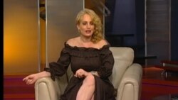 El monólogo de Karen: 2 hermanos libres en una isla secuestrada