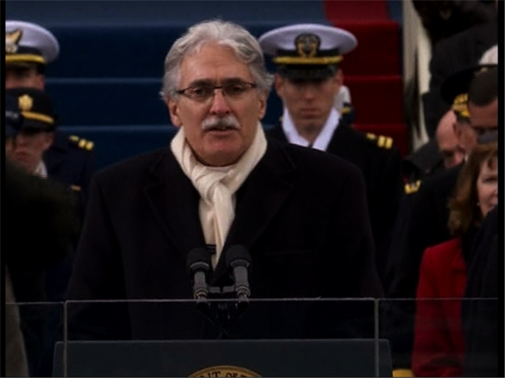 Luis León bendice en español al presidente Obama