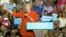 Hillary Clinton recibe dos nuevos golpes en medio de campaña presidencial