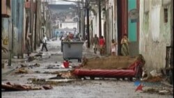 Fuertes lluvias dejan destrucción y muerte en la capital cubana