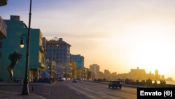 Hay zonas de la capital cubana donde evitan suspender el servicio eléctrico por temor a que los residentes inicien un estallido.