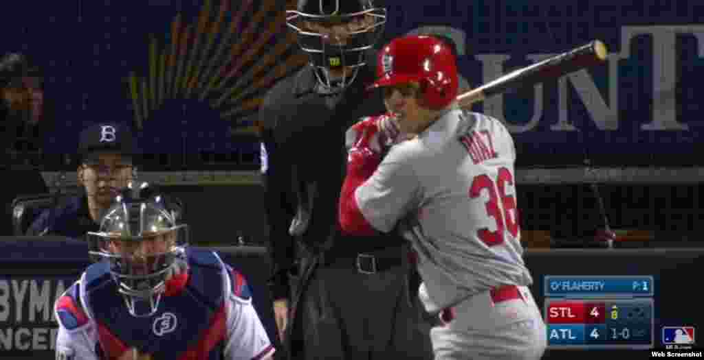 Aledmys Díaz, torpedero de los Cardenales de San Luis, conectó en los últimos 7 días para .333 (9 incogibles en 27 turnos), con 5 impulsadas y 5 anotadas. Además, pegó un cuadrangular. &nbsp;