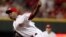 El jugador de los Rojos de Cincinnnati Aroldis Chapman en acción ante los Cerveceros de Milwaukee