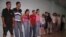 Grupo de indocumentados cubanos. Archivo