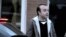 El dirigente de Nuevas Generaciones Ángel Carromero a su salida esta tarde de la Prisión de Segovia tras la obtención del tercer grado o régimen abierto que le ha concedido hoy Instituciones Penitenciarias. EFE/Valentín Gonzalo