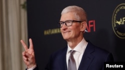 El CEO de Apple, Tim Cook, en la entrega de los premios AFI, en Los Angeles, en enero de 2026. (REUTERS/Mario Anzuoni/Archivo)