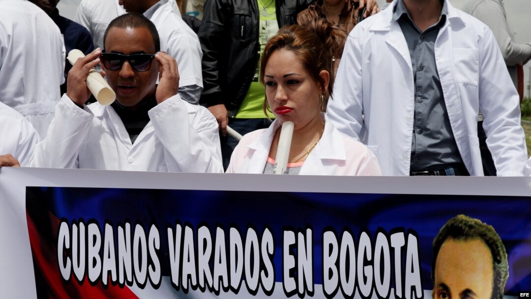 Médicos cubanos varados en Colombia.