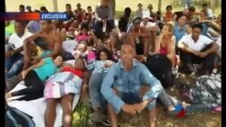 Migrantes cubanos varados en Panamá se declaran en huelga de hambre