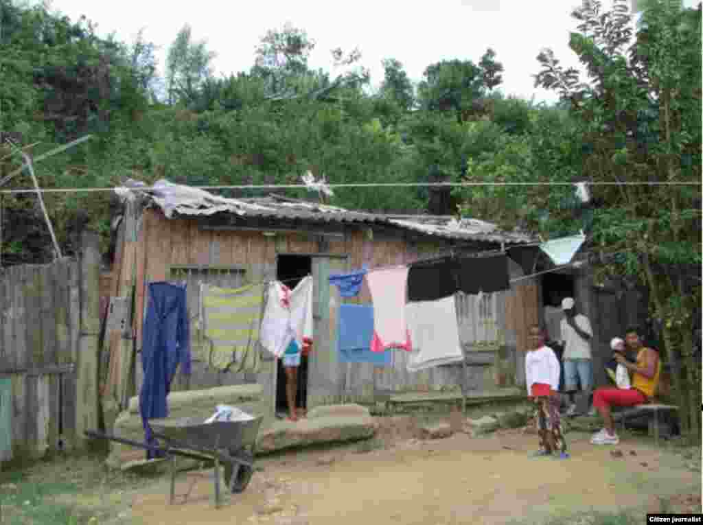 Reporta Cuba Reparto Van Van Santiago de Cuba Foto Leoellibre