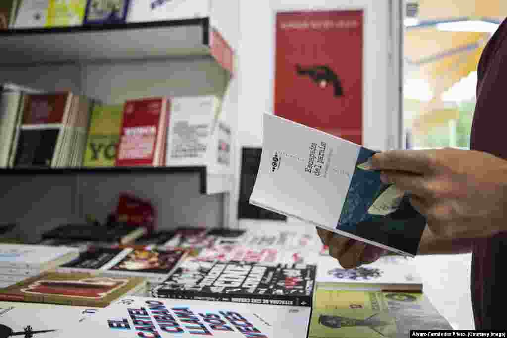 Colección Fugas, creada por Luis Leonel León, está dedicada a la escritura cubana de la diáspora.