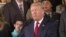 Trump advierte a Rusia sobre ataque con misiles a Siria