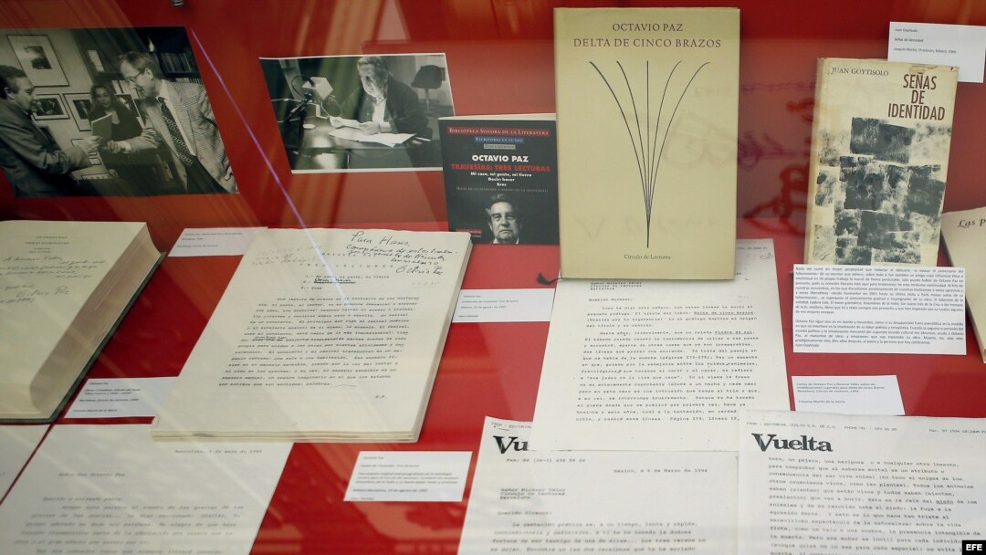 Documentos de Octavio Paz. Archivo.