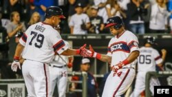 Foto archivo, Jose Abreu (izquierda) y Dayan Viciedo.