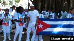 Reporta Cuba Damas de Blanco junto al recién excarcelado Angel Yunier Remón Foto Angel Moya