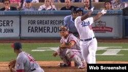 Yasiel Puig limpió las bases en la quinta entrada.