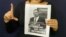 Nelva Ismarays Ortega Tamayo sostiene una foto de su esposo, el líder de UNPACU José Daniel Ferrer, detenido tras las protestas del 11J en Cuba.