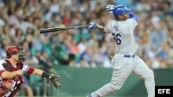 El cubano Yasiel Puig (Dodgers) no logró conectar imparables en sus cinco turnos al bate en el juego inaugural de las Grandes Ligas en Australia.