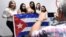 Un grupo de doctores cubanos del programa Mais Médicos llega al aeropuerto de Brasilia antes de embarcarse de regreso a Cuba en noviembre de 2018 (Foto: AFP/Archivo).