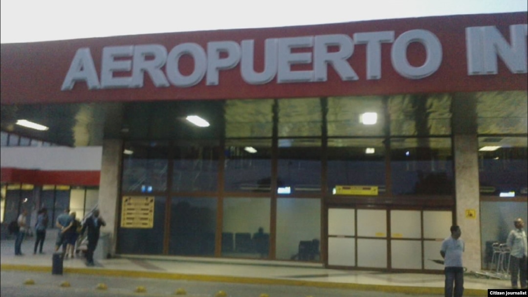 Reporta Cuba. Aeropuerto Santiago de Cuba. Foto: @jdanielferrer.