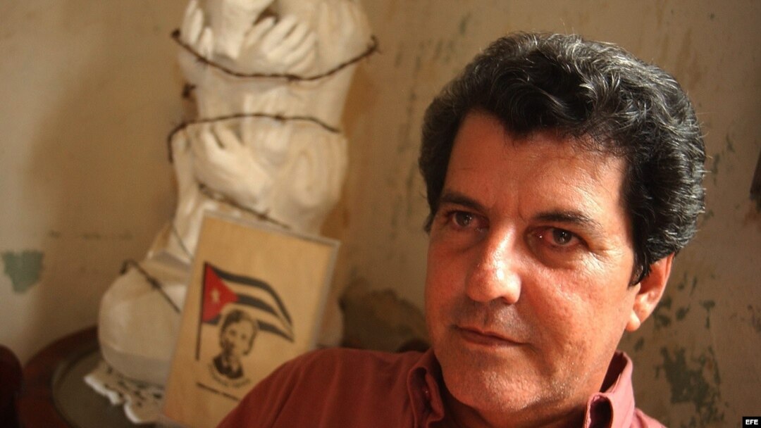  Foto de archivo (24/07/03) del opositor cubano Oswaldo Payá Sardiñas (1952-2012). 