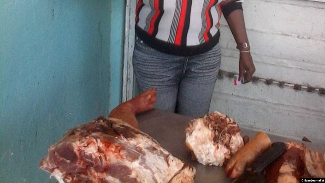 Venta de carne putrefacta Reporta Cuba Foto Rosario Morales