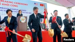 El secretario de Estado de Estados Unidos, Antony Blinken, de visita en Hanoi el 15 de abril de 2023. (Andrew Harnik/Pool vía REUTERS).