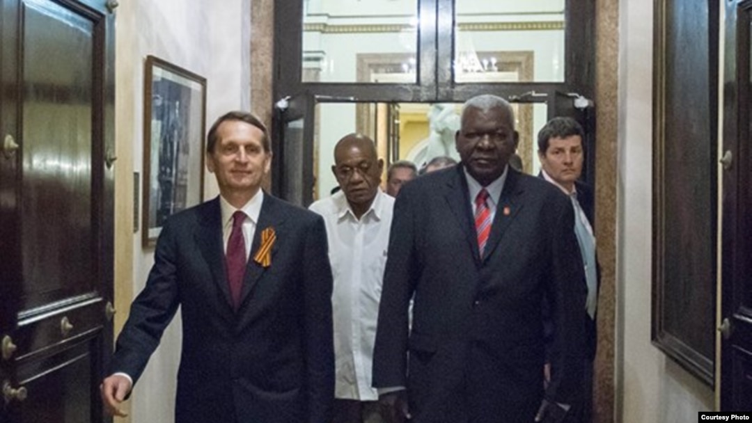 Invitan los rusos a Cuba a integrar grupo político-militar
