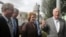 El senador demócrata Patrick Leahy por Vermont, junto a los representantes Debbie Stabenow por Michigan, Sheldon Whitehouse por Rhode Island y Chris Van Hollen por Maryland (d-i). 