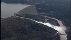 Miles evacuados por peligro de derrumbe de presa de California