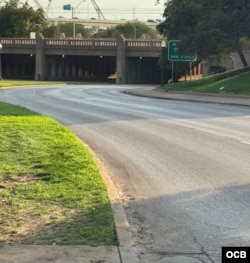 Elm Street en Dallas, Texas, donde fue asesinado el mandatario JFK.