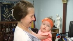 Logia de Miami abre los brazos a la bebé Melania y su madre