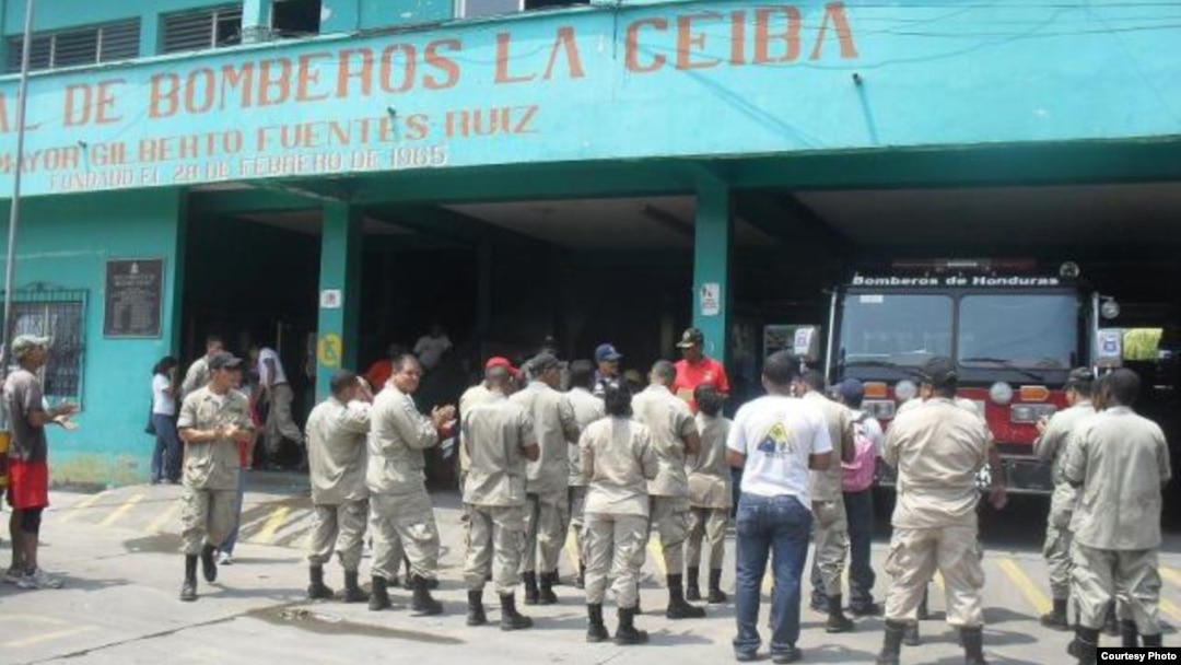 Sede del cuerpo de bomberos en La Ceiba, Honduras 