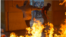 Encapuchados incendian establecimiento durante manifestación en Colombia
