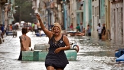 Hoy con Cristina María Rodríguez, Dayexi Ávila, Manuel Alejandro León, Alberto Méndez Castelló, Luis Mario Herrera y Leydis Tabares 