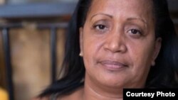 Pavó Oñate fue condenada a siete años de cárcel por un supuesto delito de estafa y luego le sumaron el delito de tráfico de influencias. Foto Cubanet.