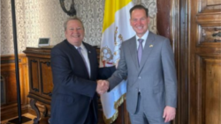 El jefe de la Misión de Estados Unidos en La Habana en Roma