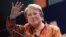 SANTIAGO (CHILE), 13/04/2013.- La expresidenta de Chile, Michelle Bachelet, habla hoy, sábado 13 de abril de 2013, durante un acto masivo en el que fue proclamada como representante de los partidos Socialista (PS) y Por la Democracia (PPD) a las primarias de Chile