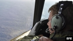 Continúa la búsqueda de los restos del vuelo MH370 de Malaysian Airlines desaparecido el pasado 8 de marzo, sobre el Océano Índico.