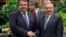 El vicecanciller alemán Sigmar Gabriel y el gobernante cubano Raúl Castro. EFE