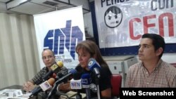 Conferencia de prensa sobre el cierre de "El Carabobeño".